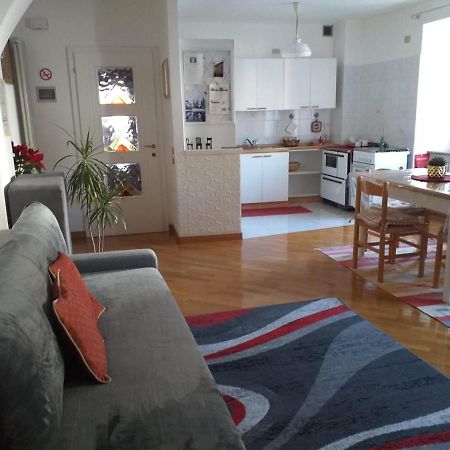 Ca' Rosa Apartment Тренто Екстериор снимка